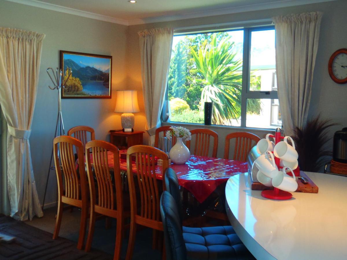 Lakefront Fantail Cottage Lake Hawea, Wanaka Lago Hawea Exterior foto